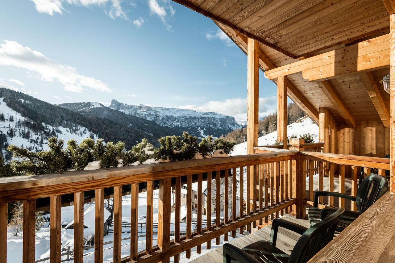 Hotel Ciasa Rü Blanch San Cassiano  Bagian luar foto